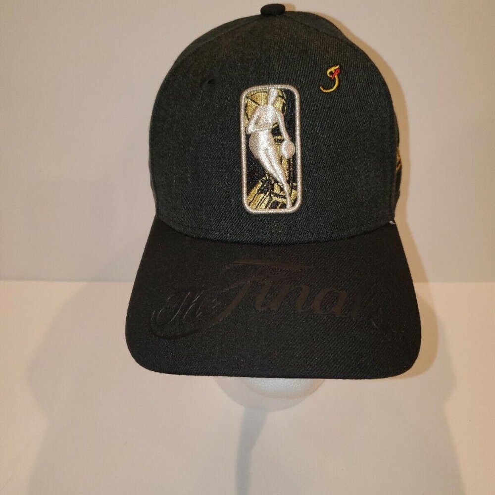 New Era The Finals NBA Black Gold 9FIFTY Fitted Snapback Hat